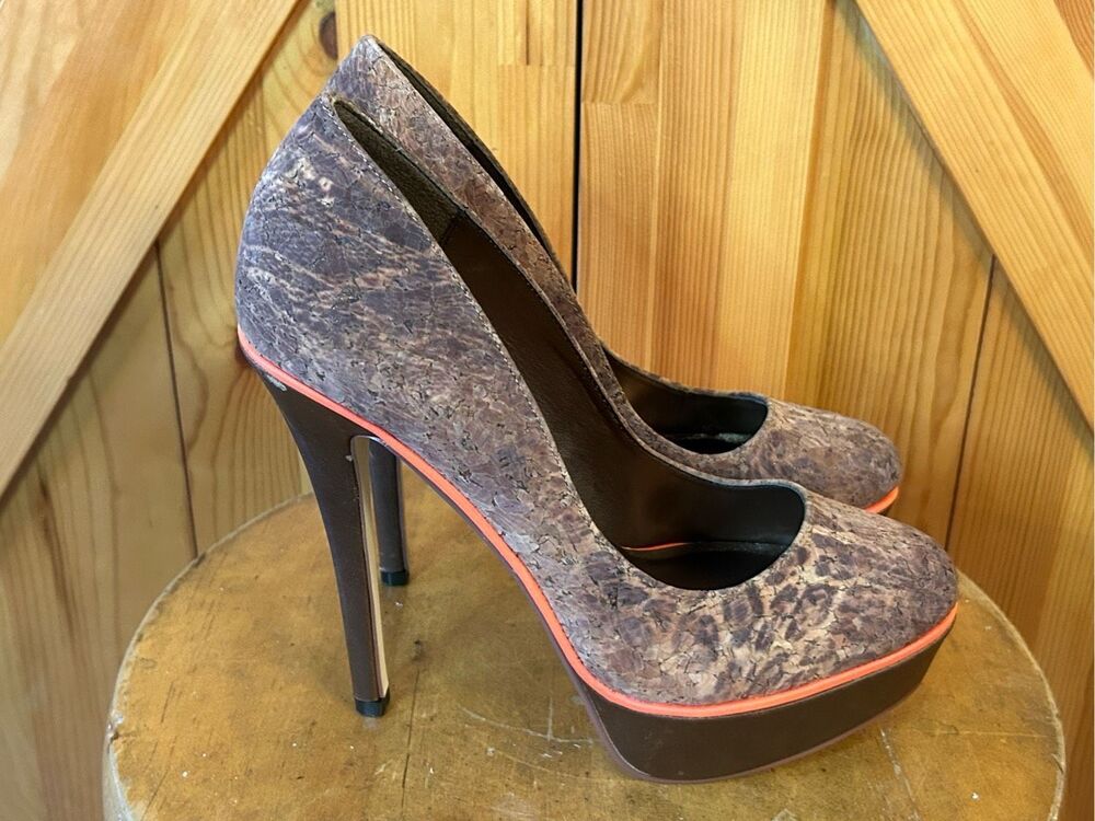 JUST FABULOUS Size 8 5.25" Heel 1.5" Platform Cork Shoes